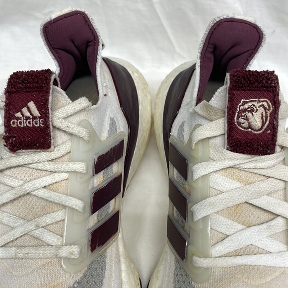 Adidas MSU bulldogs ultra boost sneakers ladies sz 5.5 - Picture 4 of 7